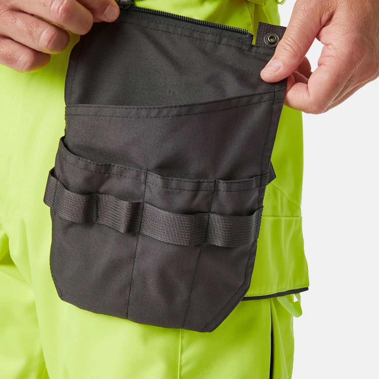 Helly Hansen Alna 2.0 Hi Vis Winterlatzhose | Warnschutz Klasse 2 – Bild 6